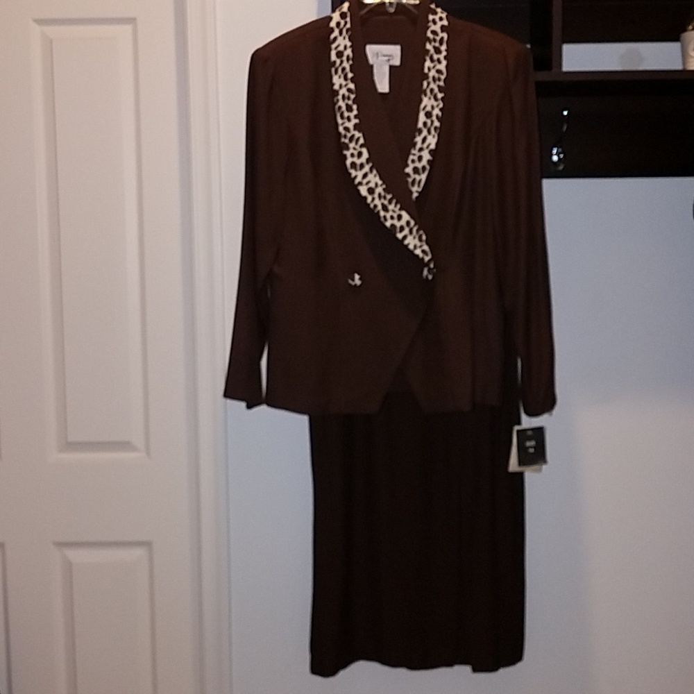 NWT! Animal print brown skirt suit by D.J. Summers